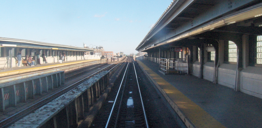 Lawyers for Convicted Subway Pusher Say Their Client Didn't Receive Proper Mental Care buff.ly/1UeVjf7