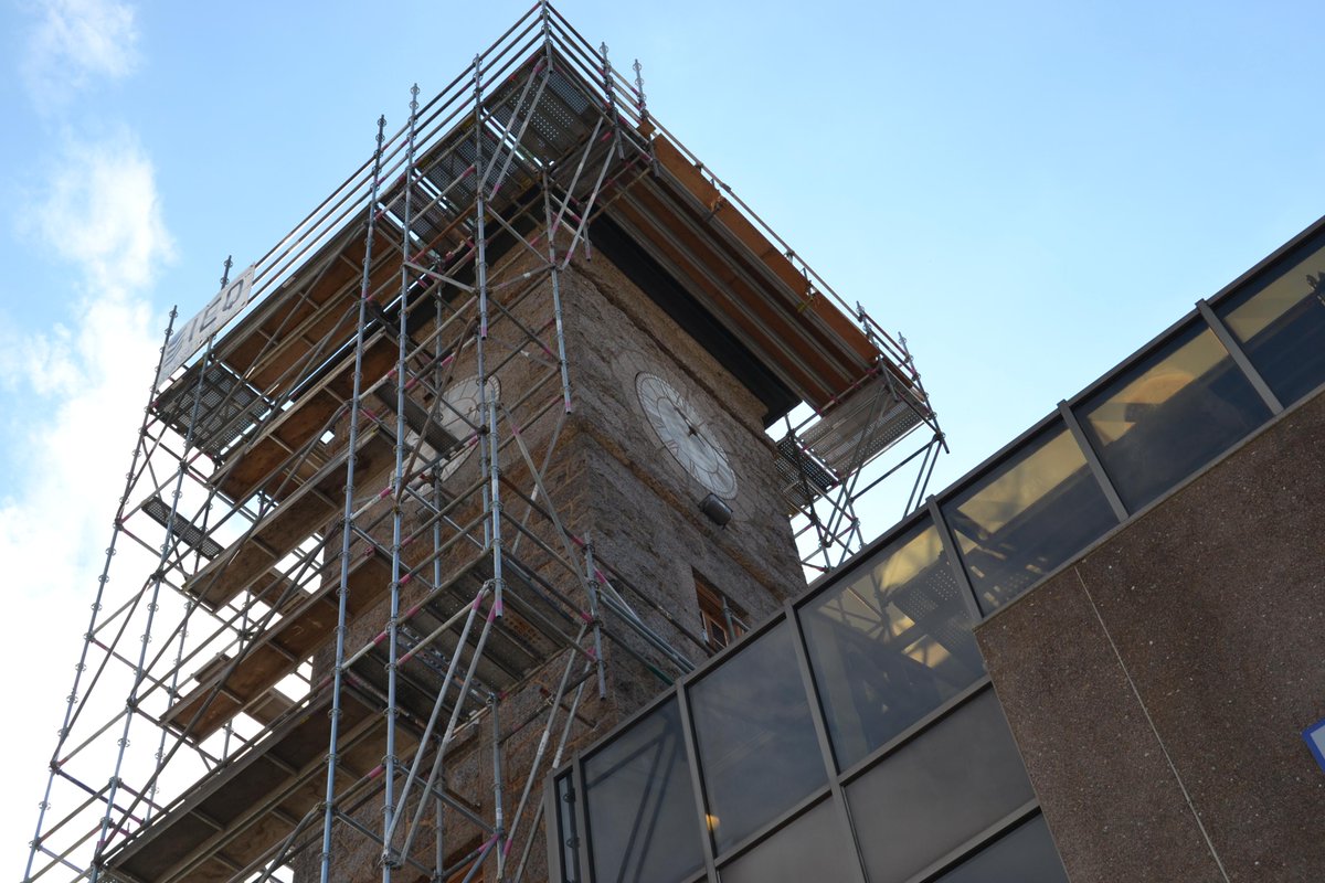 Groupe_IEQ's tweet image. Réfection de l&apos;ancien hôtel de ville de La Baie, rendue possible par les solutions d&apos;accès en hauteur du Groupe IEQ