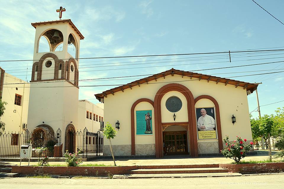 Resultado de imagen de iglesia san antonio media agua