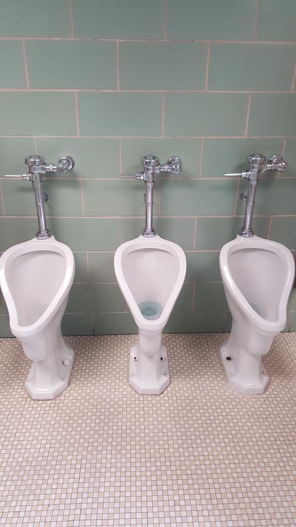 uscpoops tweet picture