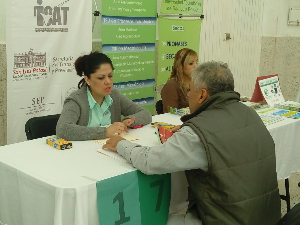 SNESLP's tweet image. Más de 400 vacantes para Adultos Mayores y Personas con Discapacidad. Te estamos esperando @slpgobmx @empleogob_mx