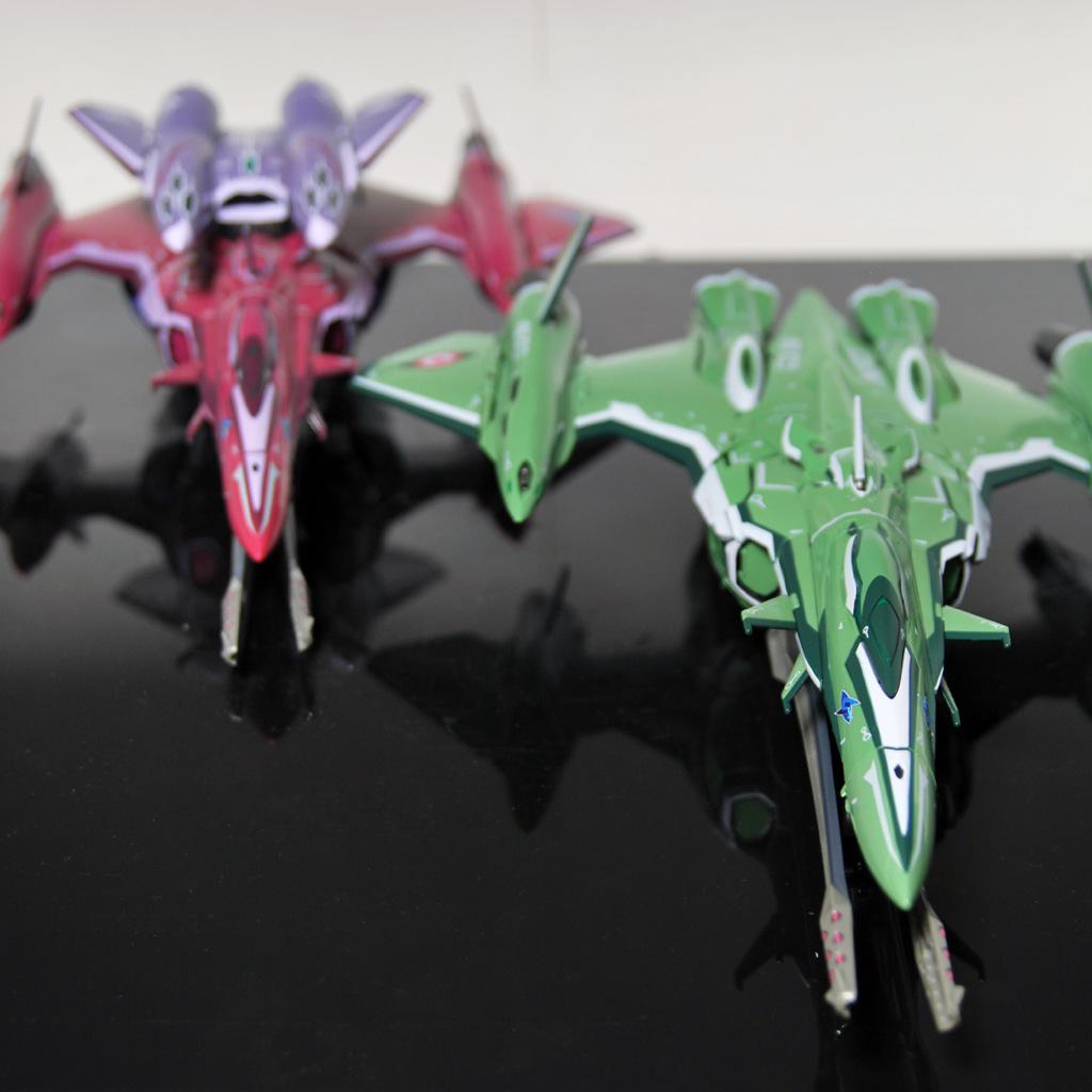 マクロスF - VF-27β ﾙｼﾌｧｰﾊﾞﾙｷﾘｰ ﾆｭｰﾍｯﾄﾞﾌﾟﾗｽ(一般機/ｸﾞﾚｲｽ機) [DX超