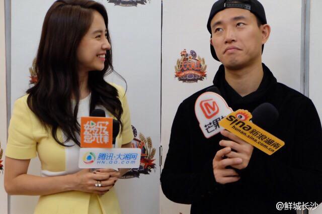 runningnamja's tweet photo. Interview for Chinese program Tian tian Xiang Shang 😍#MondayCouple #kanggary #SongJiHyo (cr:as tagged) http://t.co/8yw0nvfVC8