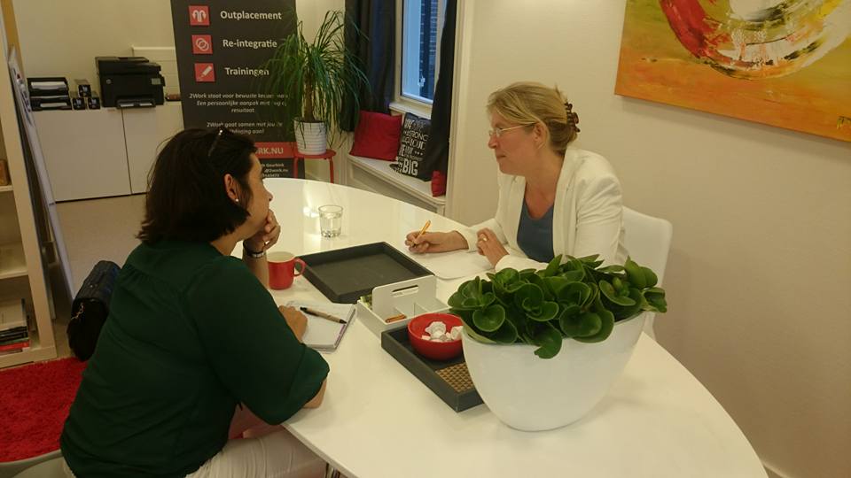 BerkelUitdaging's tweet image. Brainstorm over Uitdaging gisteren bij @BuitenhuisE @JudithGeurkink #2work Gave ideeën #berkelland #matchgroep #doen