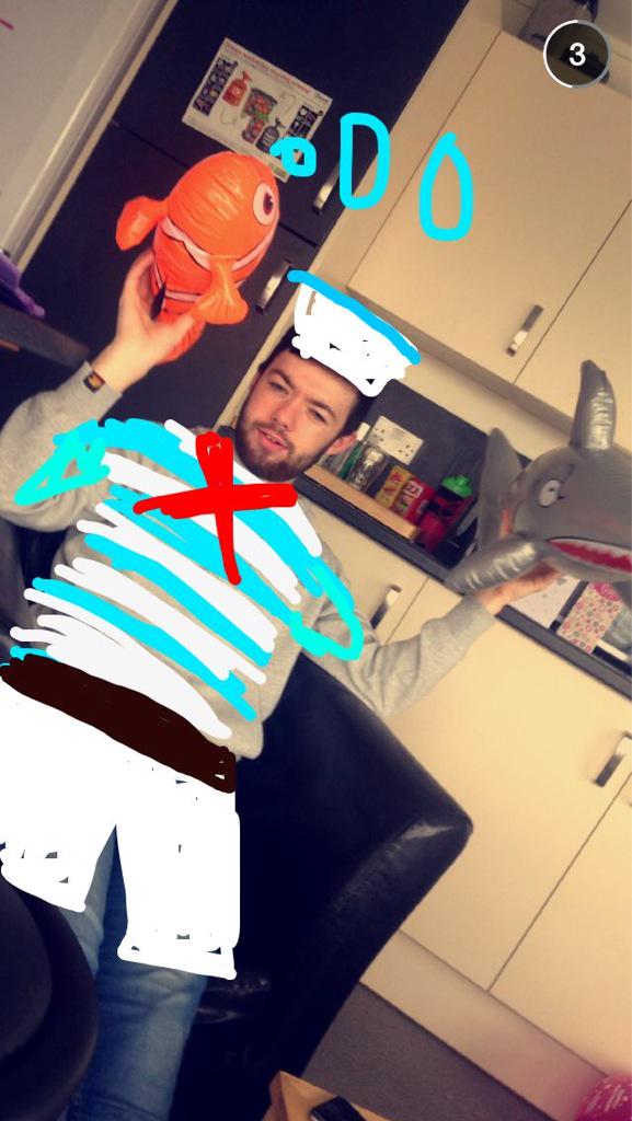 adambrownee's tweet photo. Happy birthday mate, hope you have a good one!! 🎉🎈@OliverWrightt http://t.co/cBh0femEJ7