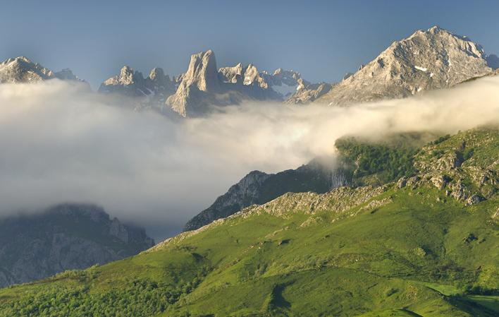 El paso al otoño es ideal para gozar de #PicosdeEuropa. ¿Te vienes? goo.gl/maps/cT7RG Foto de <a href="/JoseRamonGarcia/">Jose Ramón García</a>