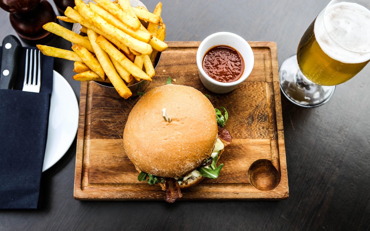 OXO_Tower's tweet photo. Burger it! We've caved (again) and are getting our fix from the Express Lunch Menu #NationalBurgerDay #OXOLoves http://t.co/O04INXKFmX