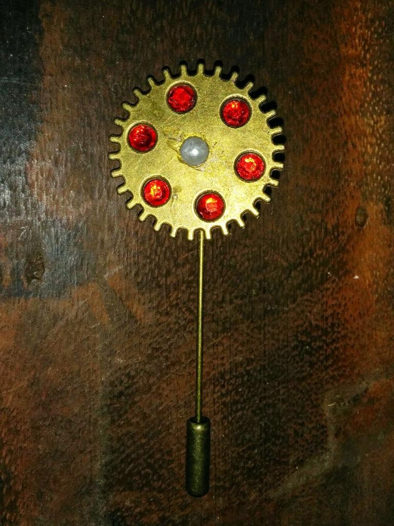 colonialemp's tweet image. Steampunk stick pin mens brass gears red crystal pearl tie pin cosplay lapel brooch by Col… ift.tt/15w1eKJ