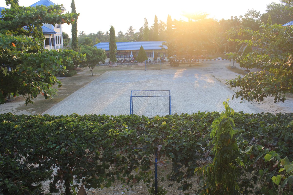 diesnafmipa2015's tweet photo. Sudah bisa mengenali gedung 1 FMIPA UNLAM
@bemfmipaunlam http://t.co/gSRgHUnzpZ