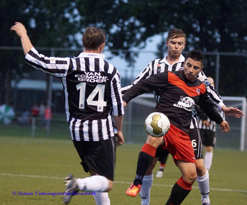 DamenVideo's tweet photo. Foto's @Achilles29A1 - Oranje Blauw, @achilleszo1 - Nijmegen 1 @Achilles_29 B1 @De_Treffers B1 http://t.co/DIHUhEHVm3 http://t.co/cKesnsnILI