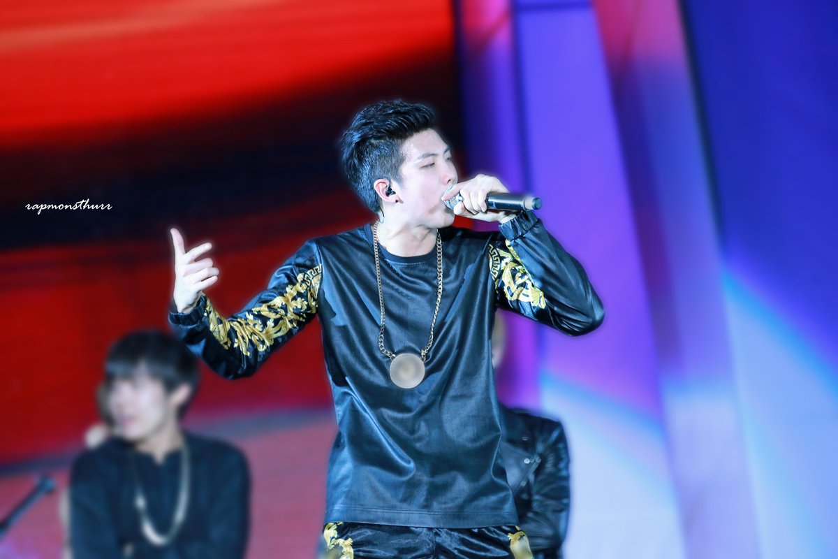 Daily_Namjoon's tweet photo. Dazzling Concert Beijing #DebutDays http://t.co/un4EwdsGw2