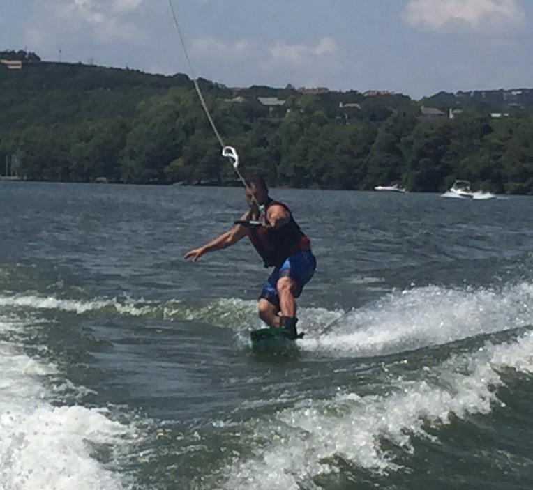 johnmontgomery1's tweet photo. Wakeboarding on Lake Austin!!
#sweepstakes #BummerFreeSummer http://t.co/Esw6ymvtrf