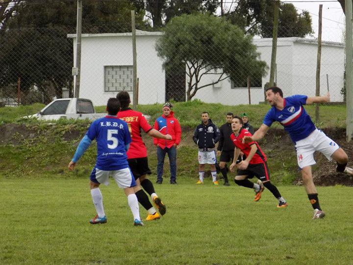 LentiumFTW's tweet photo. Algunas de las fotos del debut del domingo pasado, cortesía de @LigaAmerica #LosDeAfueraSonUsuarios #LATercera http://t.co/VxfV9S0o06