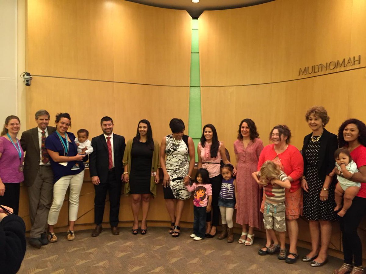 Breastfeeding champions + adorable kids - cheer proclamation w/ <a href="/dkafoury/">Deborah Kafoury</a> @juleskbailey, @multco3, <a href="/dianemckeel/">Diane McKeel</a>.