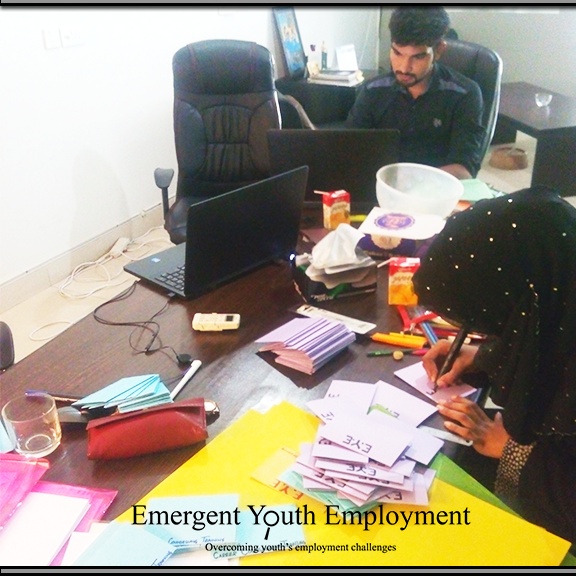 emergentyouthem's tweet photo. Gearing up for career counselling sessions #EmpoweringYouth #CareerCounselling #Lahore #Pakistan http://t.co/g0IbNHQWRv