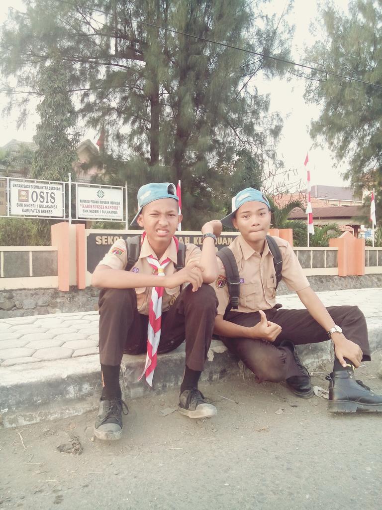 andriy_setiaw10's tweet image. Pramukaan