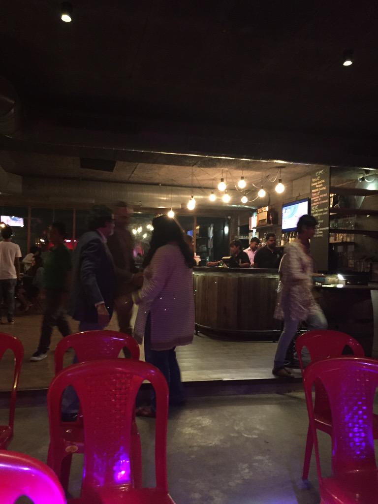 bmsahaib's tweet image. Kingfisher Sad_dane_ou dail_eat_thieve_eh! All I did was order a beer in #HummingTree wht made them think I won't pay