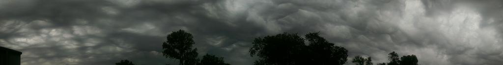 kendelastocker's tweet image. 