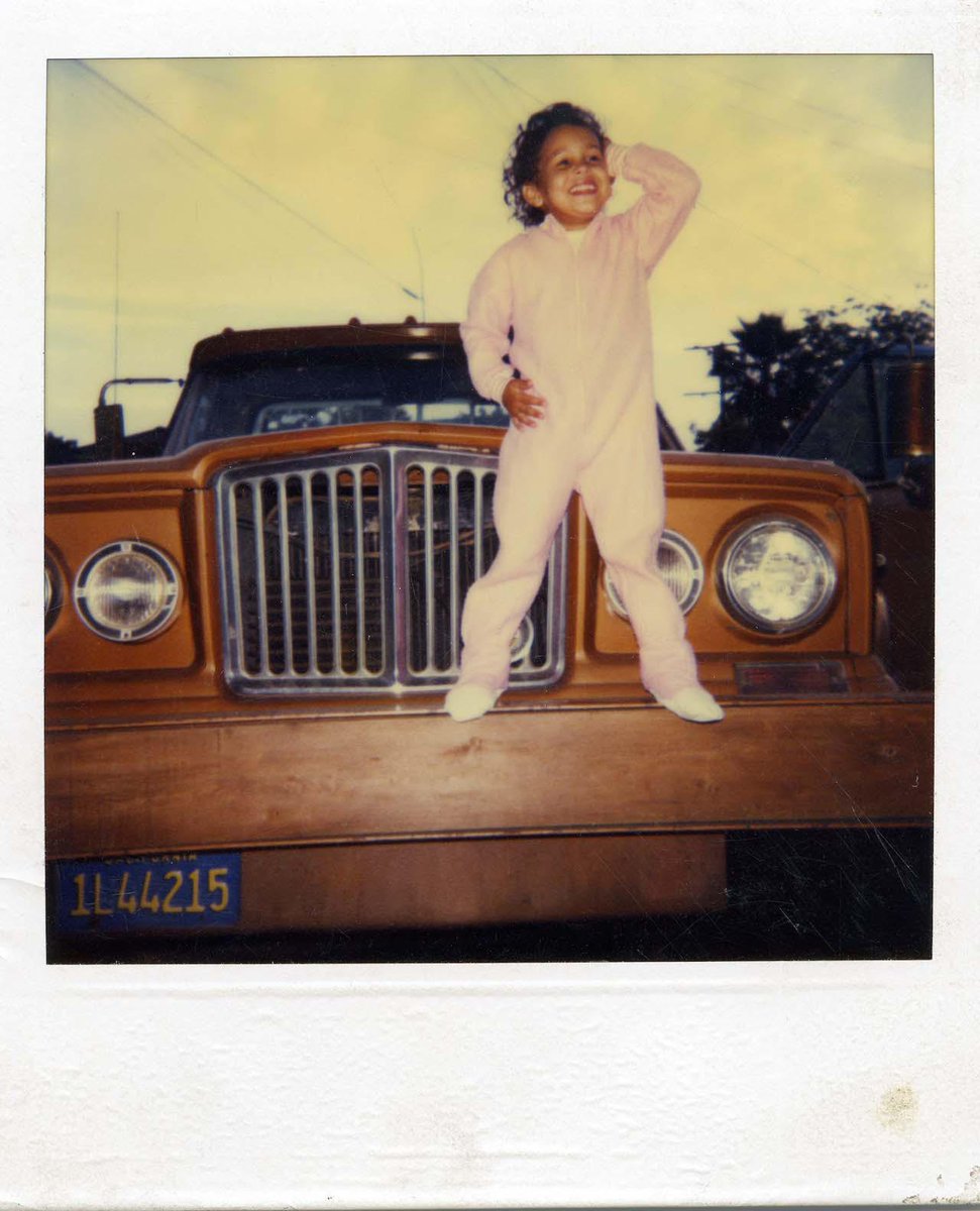Artist collected over 6,000 Polaroids &amp; wants YOU to help tell their stories! #whatsyourstory bit.ly/1PVFPvU