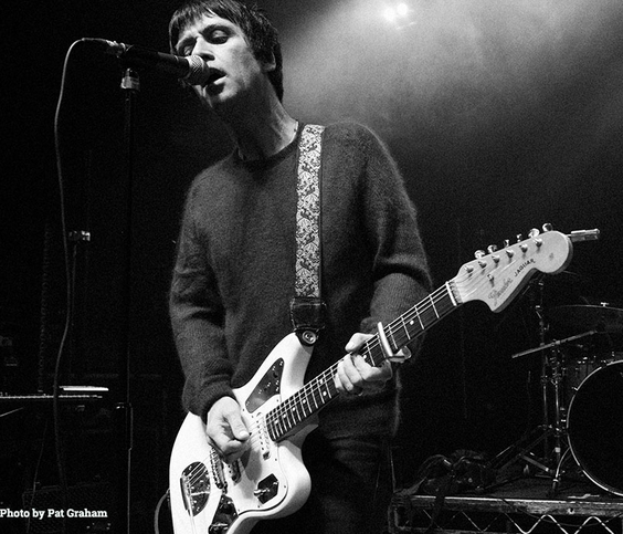 Fender's tweet image. .@Johnny_Marr Jaguar - Striking Marr Sound and Style: bit.ly/1U8rBh0 #musthave #fender