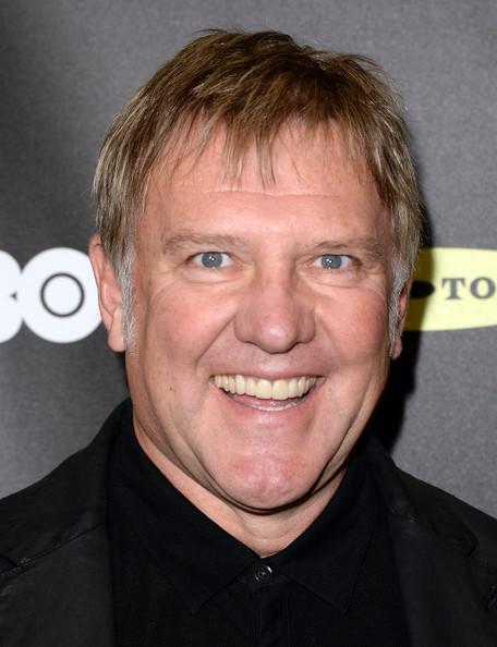 62 never looked so young, HAPPY BIRTHDAY TO THIS GUITAR LEGEND ALEX LIFESON 