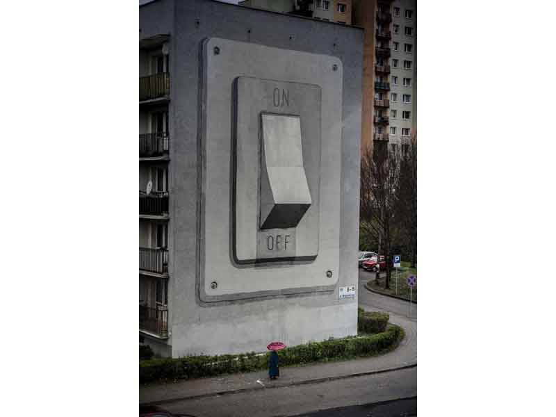 nortedigital's tweet photo. 15 graffitis 3D de ver para creer http://t.co/ylzZHWrd5E @escif_ @davidzinn_art @nuxuno @Zacharevic http://t.co/6ktVGvZTeF