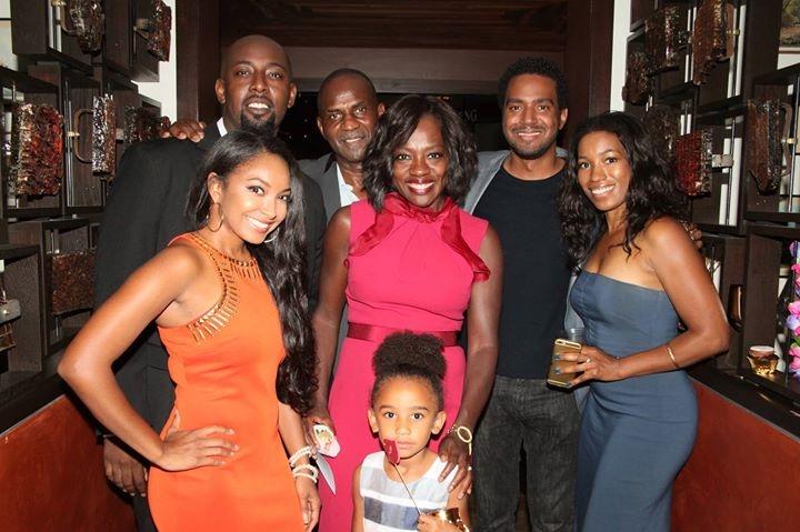 violadavis's tweet photo. This is the team right here! Great to have them. #TeamJuVee(Photo Credit: Anthony Johnson) http://t.co/4mU08yxENz