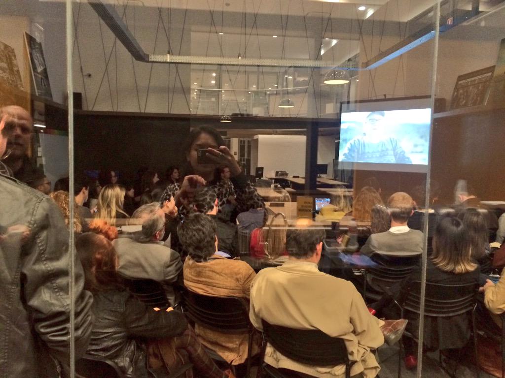 gpaparana's tweet photo. Começa o debate! A noite promete e contamos com casa cheia de profissionais de diversas áreas. #MaisMercadoGPAPR http://t.co/Blkrp751u1