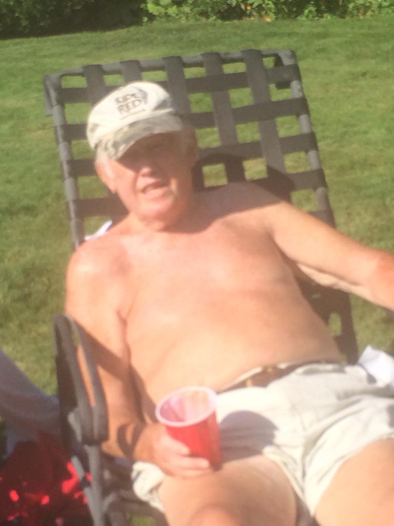 8murphys's tweet image. #Mickey Donavan at old silver beach !!