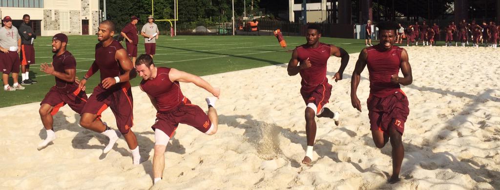 HokiesFB's tweet image. Finish strong! 

#VTCampLife 💼