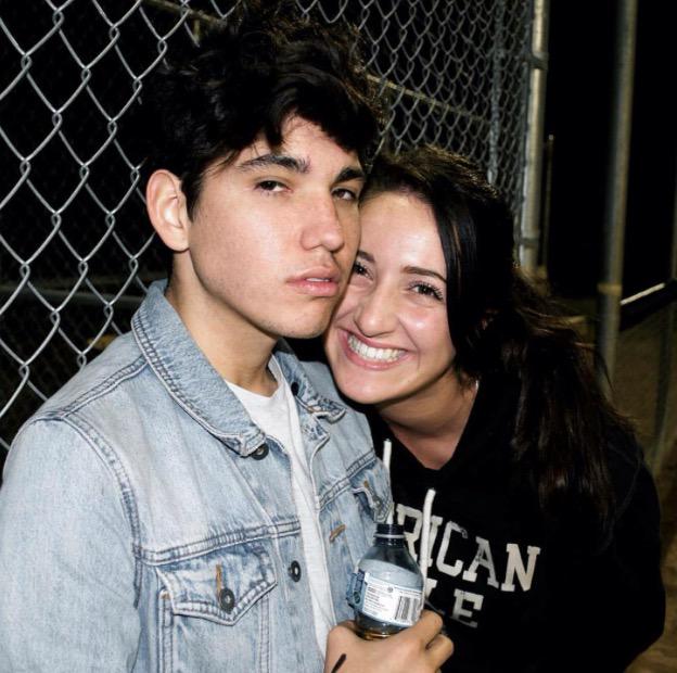 JesseTehMunster's tweet image. She's so cute..