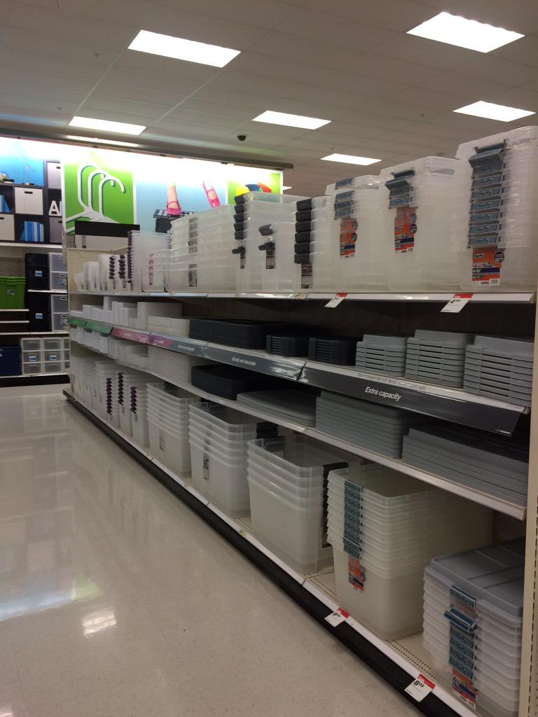 chandraharvey09's tweet photo. Can't stop, won't stop- 4x4 action! 2816 on the daily! #R300FillerUp  #R300MIH15 @steveD369DTL http://t.co/JZdZZAAxcu