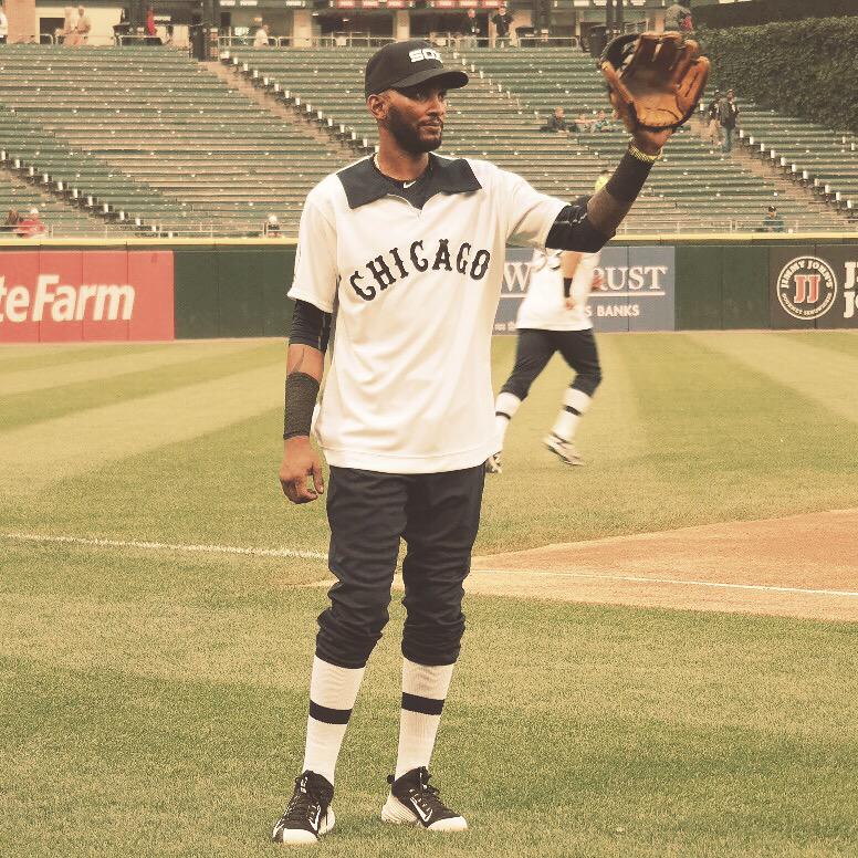 throwback white sox shorts