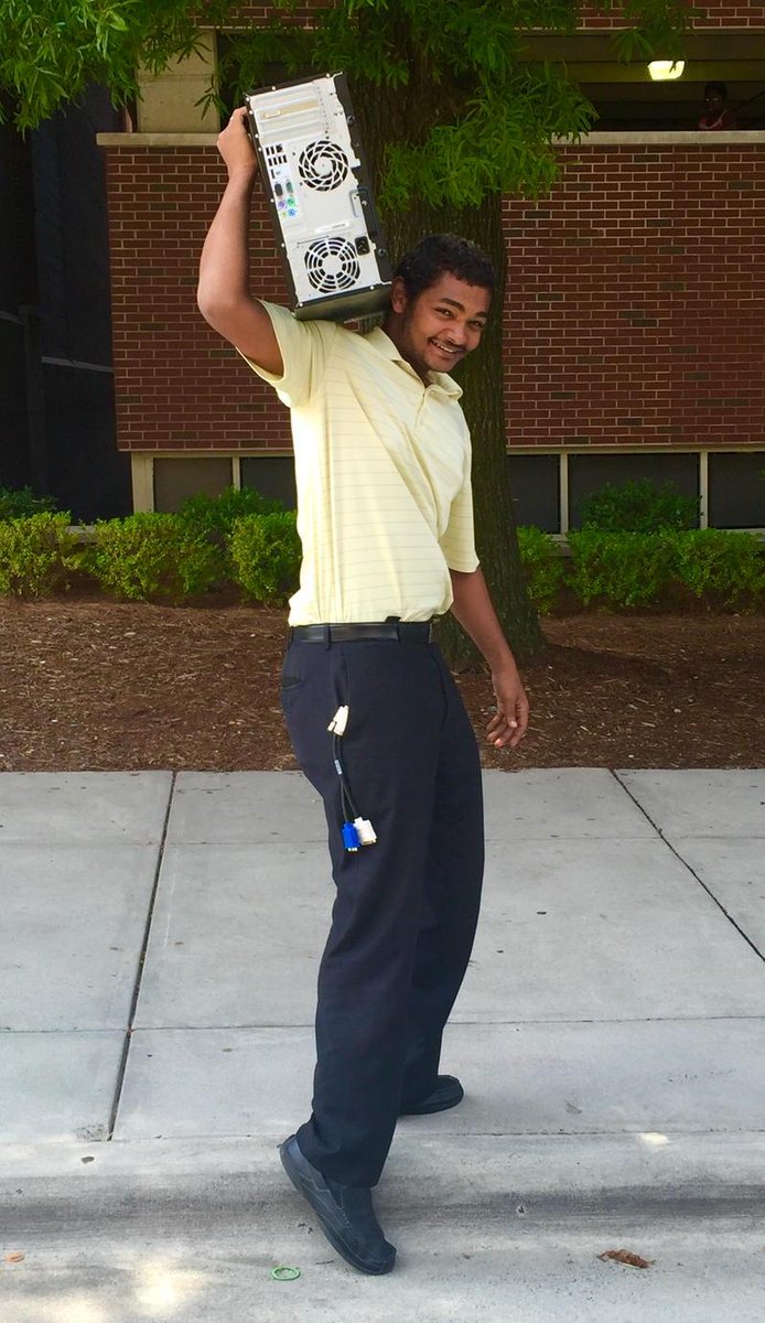 gregcrumpton's tweet image. Modern day #BoomBox. @CPCC #DataOnDemand