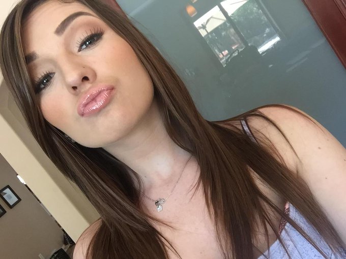 #kisses💋😘 http://t.co/qEB2YpOL69<a href="/tag/kisses"class="tags">#kisses</a>