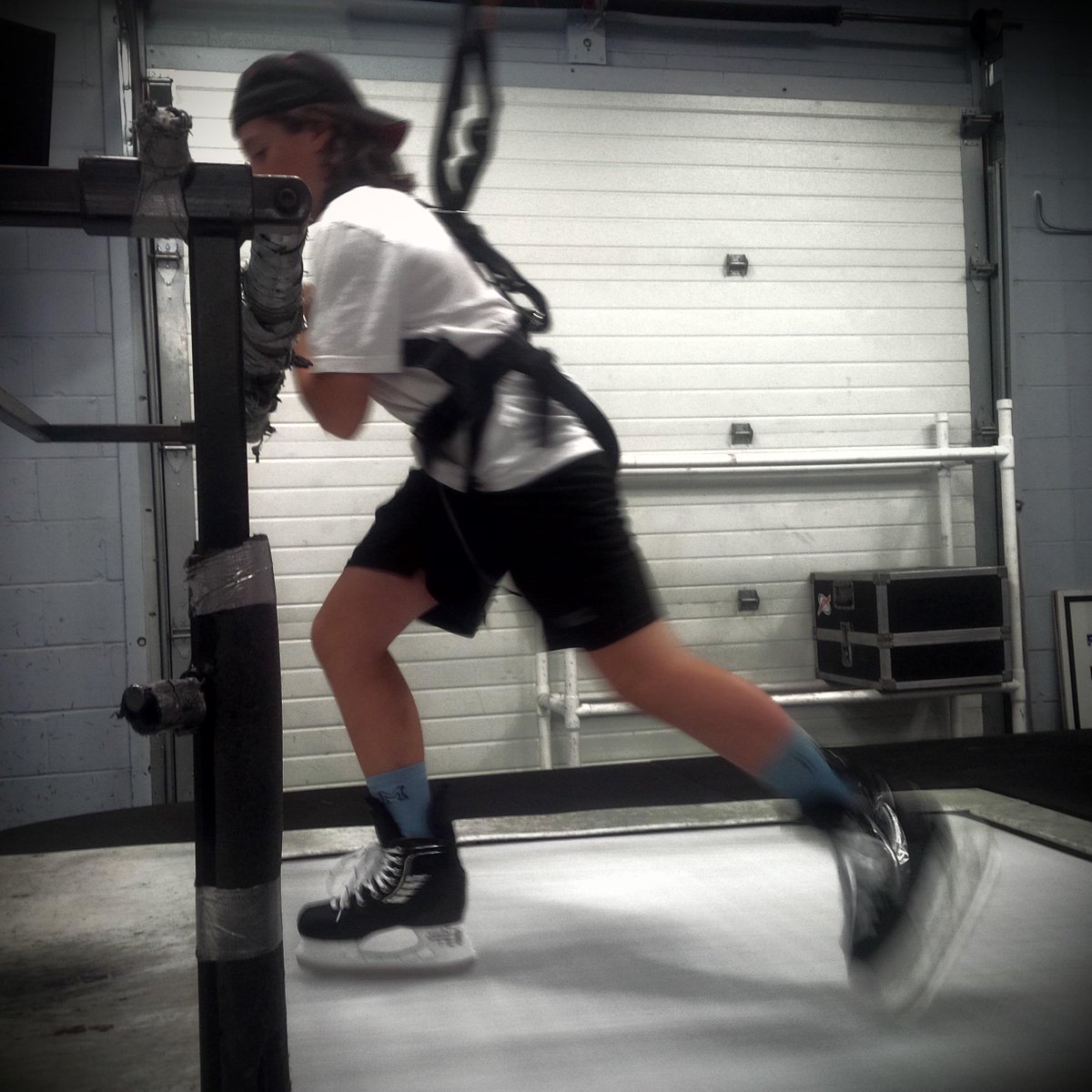 TheSkatingLab's tweet image. Treadmill training? Testing new skates?  Combination of the two? 100%. Get yourself ready now! #hardworkpaysoff