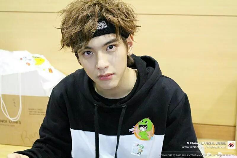 NFLYING_Arab's tweet photo. صور || تحديث ويبو انفلاينق "جيهيون" بمناسبة مرور ١٠٠يوم على ترسيمهم #NFlying100DAY http://t.co/PeVzQfm5Sz