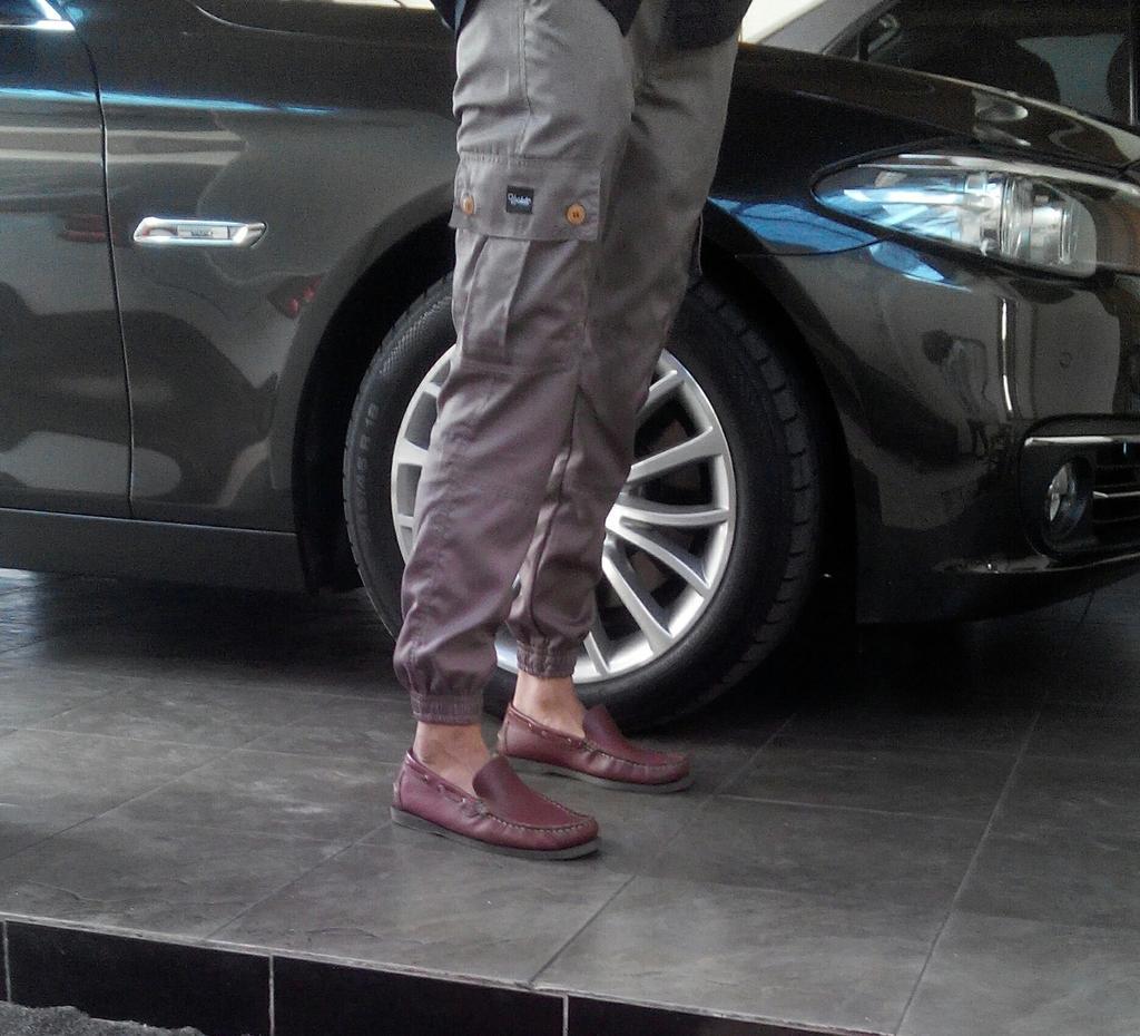 UNISBALS's tweet photo. Bismillah. Get our products with disc. 30% off at #AYCIF 2015. #UNISBALSinfo http://t.co/vuJt1bVJxY