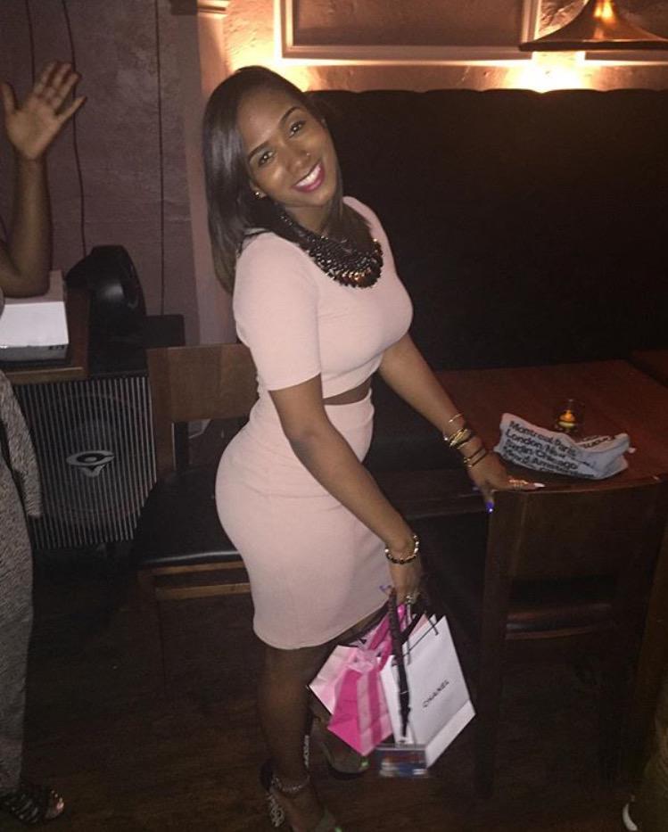 MissesRight_'s tweet photo. Tell my little sister Happy Birthday y'all!! 👑🎁🎉🏆♍️🎂🎀 http://t.co/RZC7caYe1H