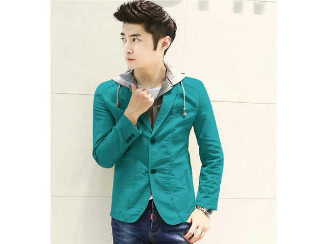 chrisma_mona's tweet photo. Zipp Men Blazer turkish,84rb, kaos tebel babyterri,ld 108-120 pjg 69, kcg hidup+resleting, hoodie, muat smpe L bsar, http://t.co/bo1caH77V0