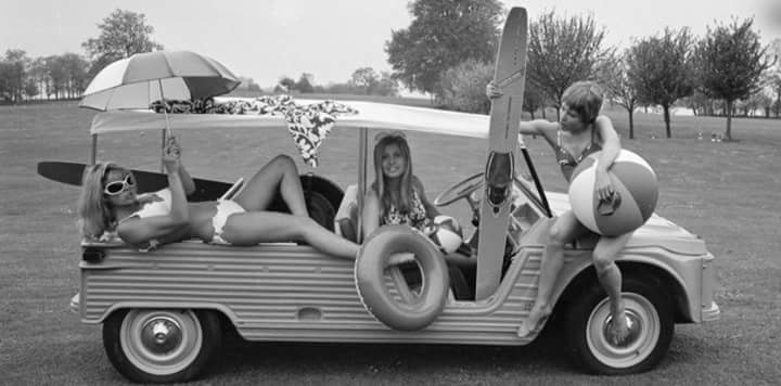 Oldtimermesse's tweet image. Thank god it's friday! 
Oldtimer Wochenendplanung im CLASSIMO -Veranstaltungskalender 
classimo.de/events