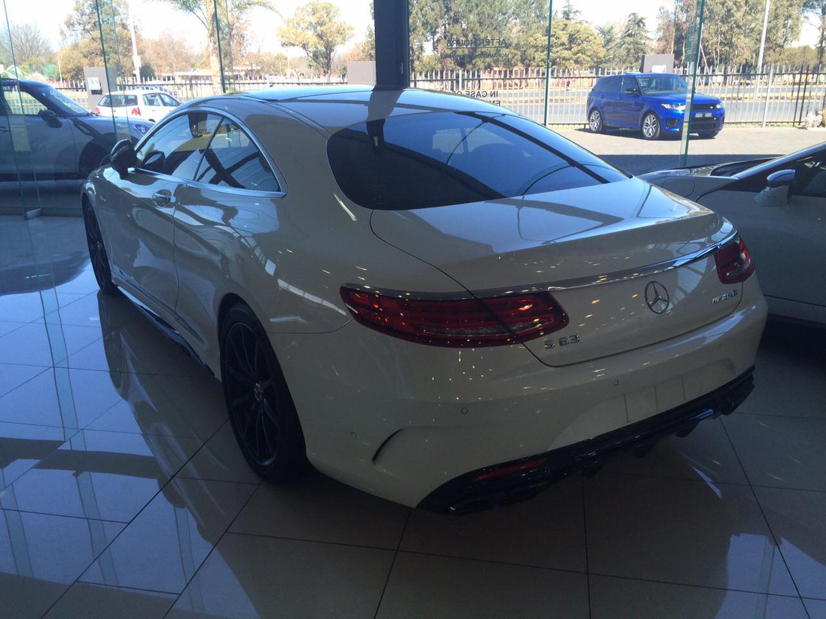 rici_87976's tweet photo. *#supercar heaven#* http://t.co/wFzfw96hjI