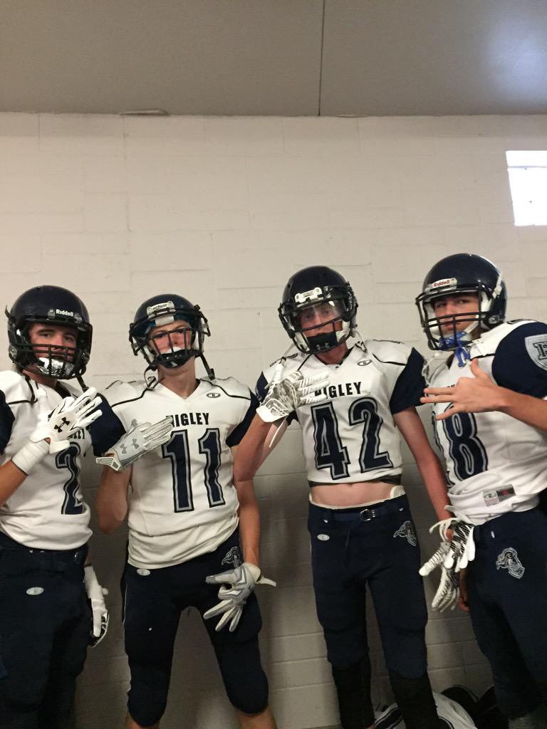 RedHeadQuinn's tweet photo. Lost but we're still Dope af #PowerTrio #PowerQuad #D1Bound http://t.co/ezJI49CEqX