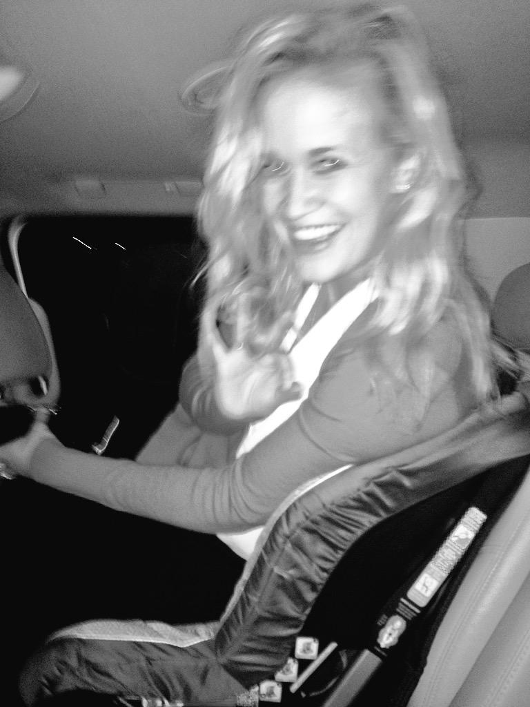 devsdevelopment's tweet photo. ladies ride nicely 🙈 #omaha #founders #startups #exchangeswith http://t.co/jKdeV7EhrZ
