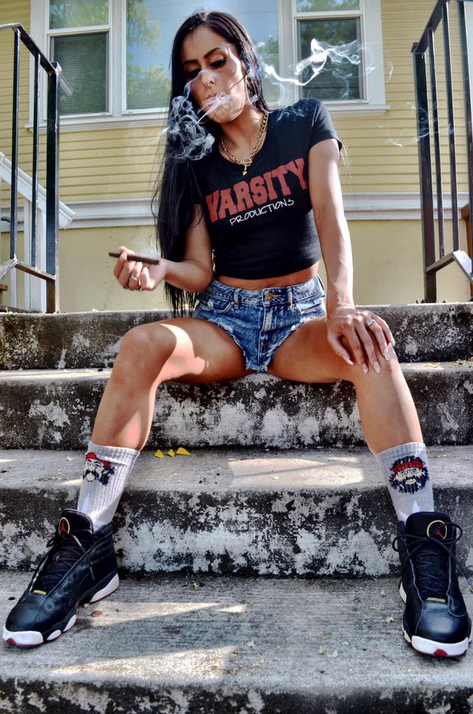 Retrofreak_'s tweet photo. #VarsityProductions http://t.co/4DRM3ZskK4
