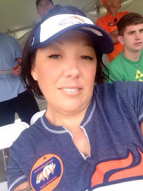 HeatherHoliday_'s tweet photo. @courtesyacura #courtesyacura #courtesyfan #VIPtrainingcamp http://t.co/ejDp9BLnQ5