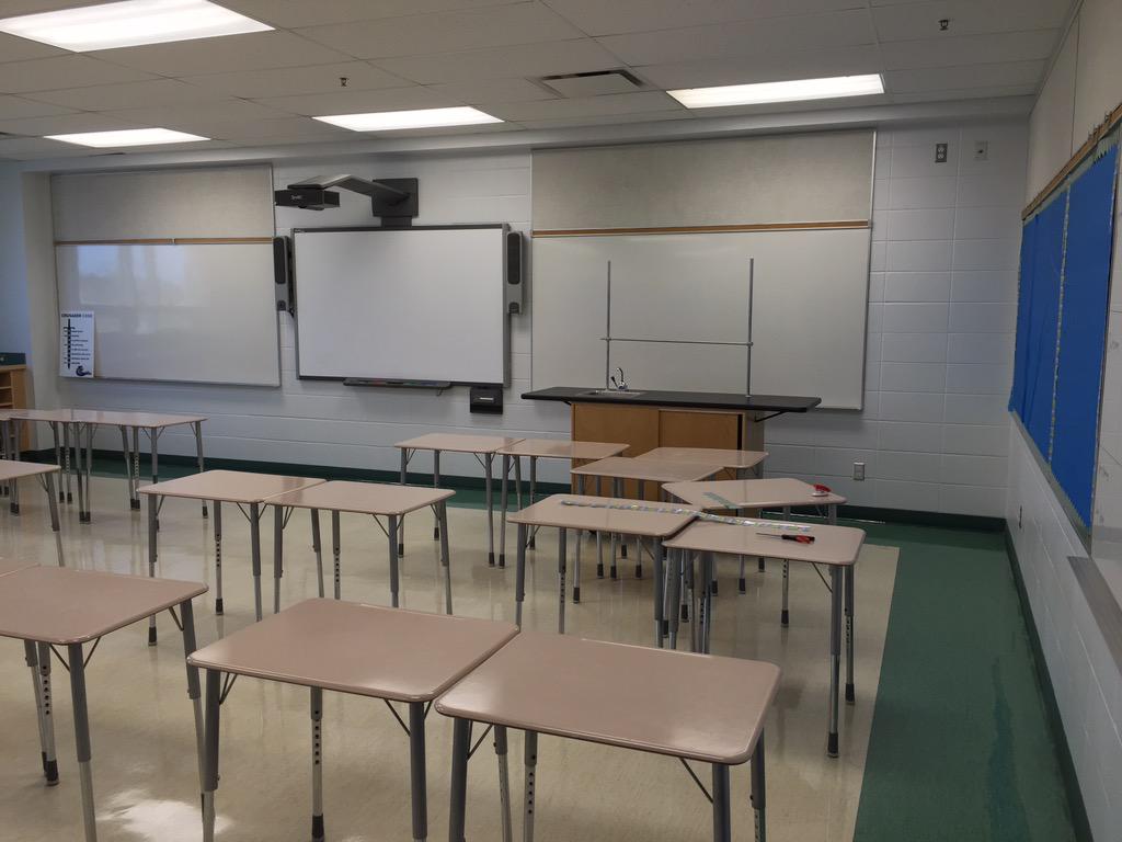 BetaBliska's tweet photo. The first classroom #ItStarts http://t.co/Tf6il8IDAq