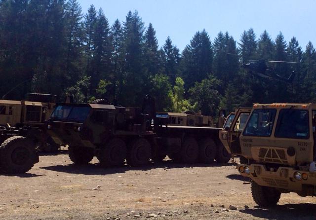 523dTC's tweet photo. 2nd Platoon conducts #training with #JBLM Asymmetric Warfare/Counter IED team. #523dTC @42ndMPBDE @RestAssuredPAO http://t.co/0QCx3yn1y5