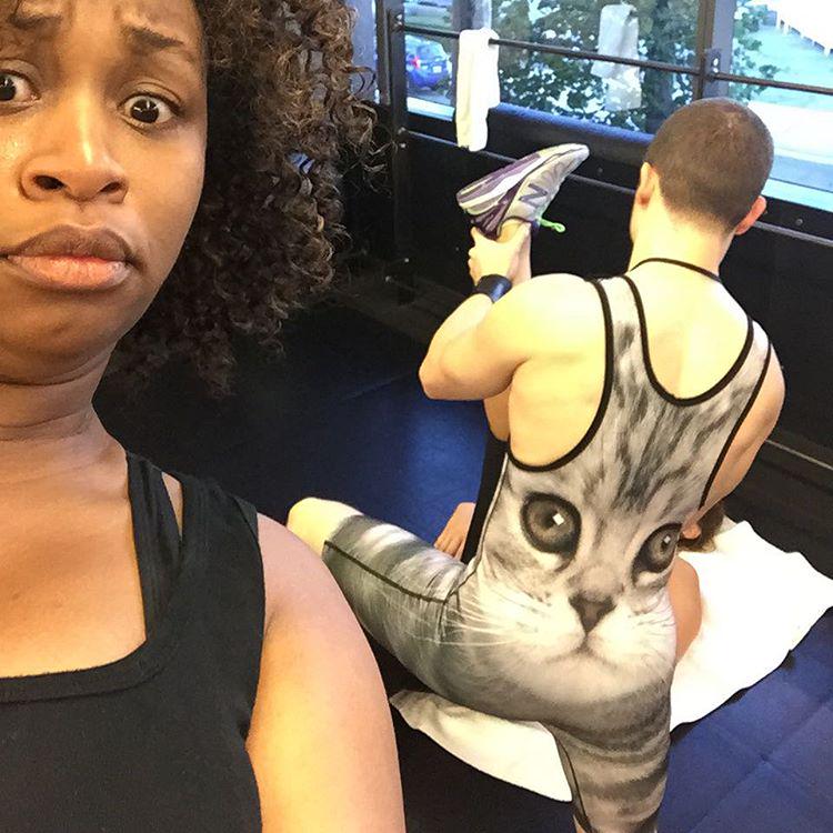 OLDVideoter's tweet photo. So, the indomitable @GloZell is on the front page of @Reddit right now: https://t.co/mvzRGzbLwe http://t.co/uqXBEgScap