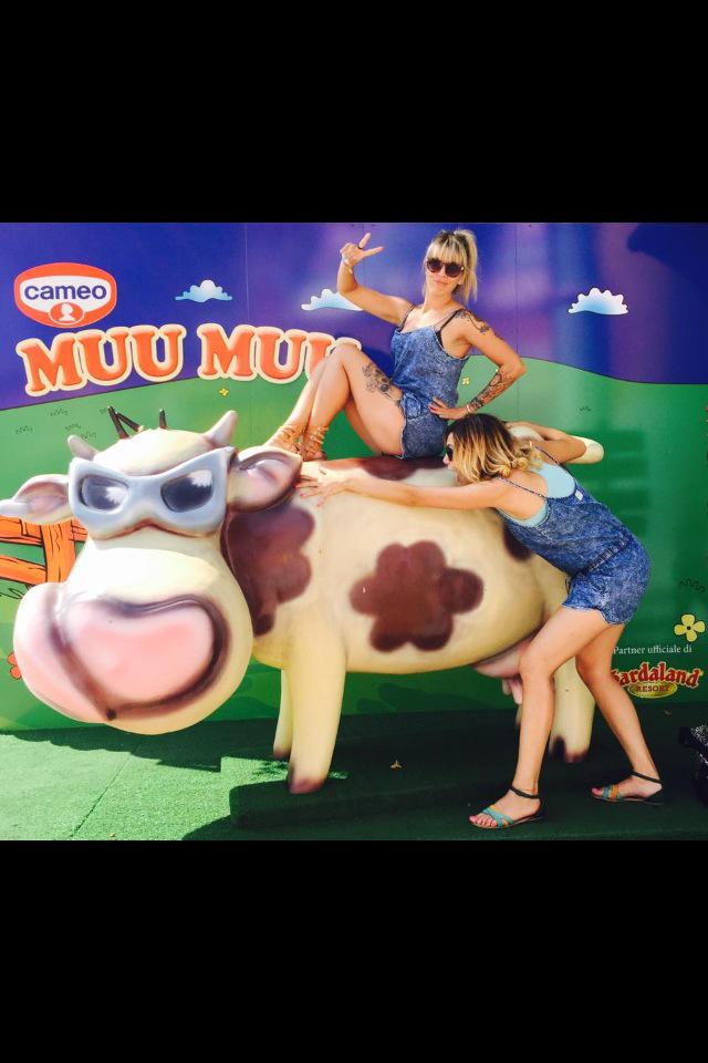 celine_lmdb5's tweet photo. #family #vacances #soeur#bonheur 😘😘😘@benvichy http://t.co/IKqUfXPbWl